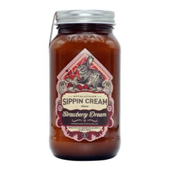 Sugarlands Strawberry Dream Sippin' Cream Liqueur